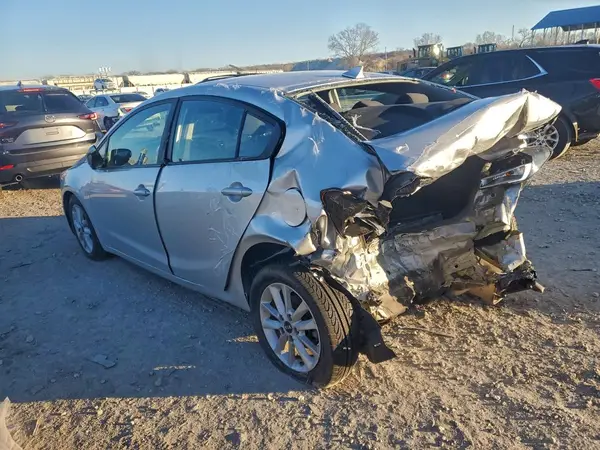 3KPFL4A75HE079933 2017 KIA FORTE - Image 2