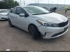 3KPFL4A75HE085621 2017 KIA FORTE