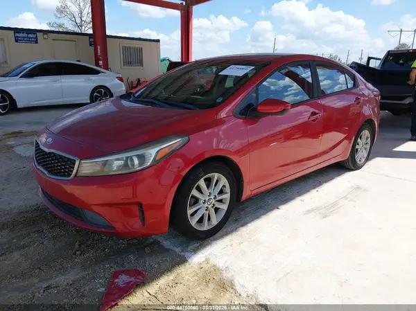 3KPFL4A75HE098207 2017 KIA FORTE - Image 2
