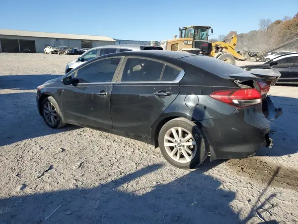 3KPFL4A75HE105723 2017 KIA FORTE - Image 2