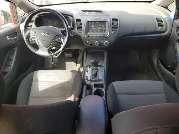 3KPFL4A75HE116706 2017 KIA FORTE - Image 8