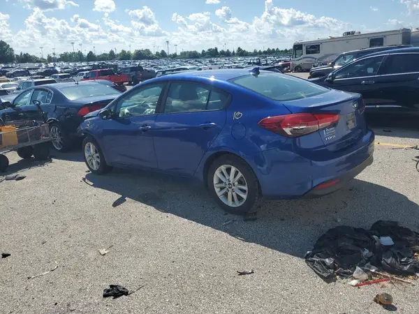 3KPFL4A75HE117452 2017 KIA FORTE - Image 2