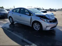 3KPFL4A75HE117998 2017 KIA FORTE