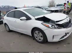 3KPFL4A75HE122022 2017 KIA FORTE