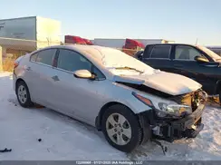 3KPFL4A75HE123252 2017 KIA FORTE