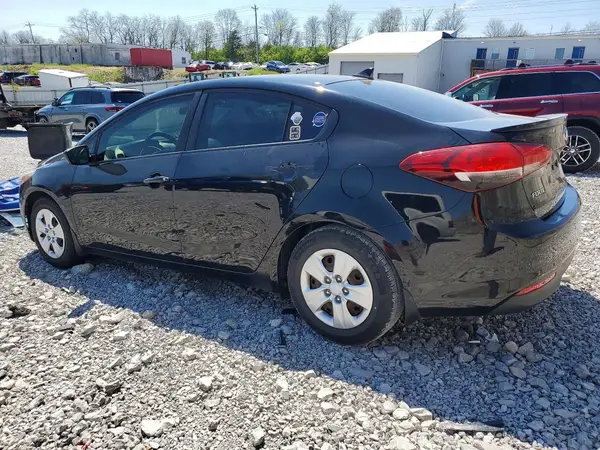 3KPFL4A75HE131240 2017 KIA FORTE - Image 2