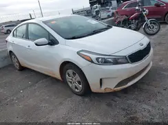 3KPFL4A75HE137412 2017 KIA FORTE
