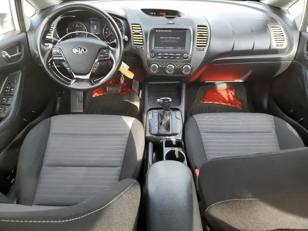 3KPFL4A75HE143419 2017 KIA FORTE - Image 8
