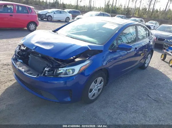 3KPFL4A75HE143761 2017 KIA FORTE - Image 2
