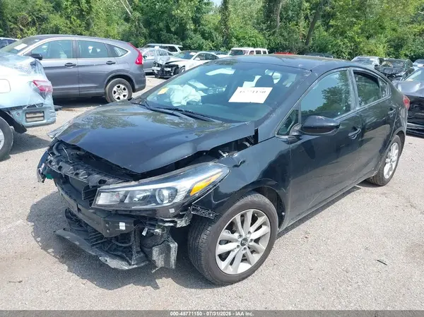 3KPFL4A75HE144909 2017 KIA FORTE - Image 2