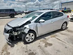 3KPFL4A75HE151035 2017 KIA FORTE