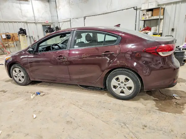 3KPFL4A75HE151486 2017 KIA FORTE - Image 2
