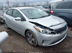 3KPFL4A75JE173204 2018 KIA FORTE