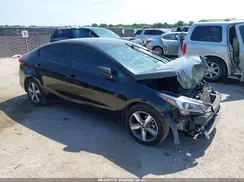 3KPFL4A75JE174062 2018 KIA FORTE