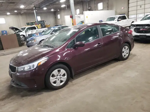 3KPFL4A75JE174451 2018 KIA FORTE - Image 1