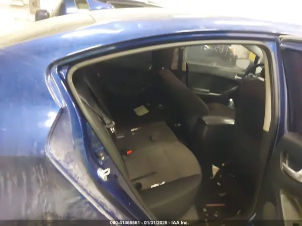 3KPFL4A75JE177155 2018 KIA FORTE - Image 8