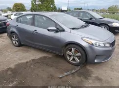 3KPFL4A75JE178340 2018 KIA FORTE