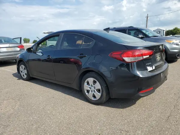 3KPFL4A75JE178841 2018 KIA FORTE - Image 2