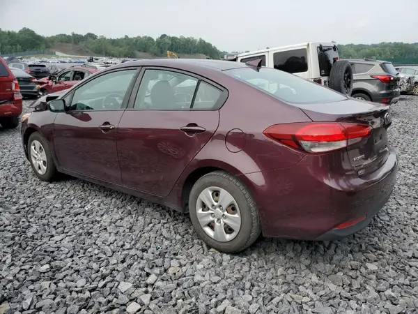 3KPFL4A75JE194537 2018 KIA FORTE - Image 2