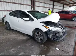 3KPFL4A75JE198457 2018 KIA FORTE