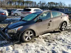 3KPFL4A75JE199768 2018 KIA FORTE