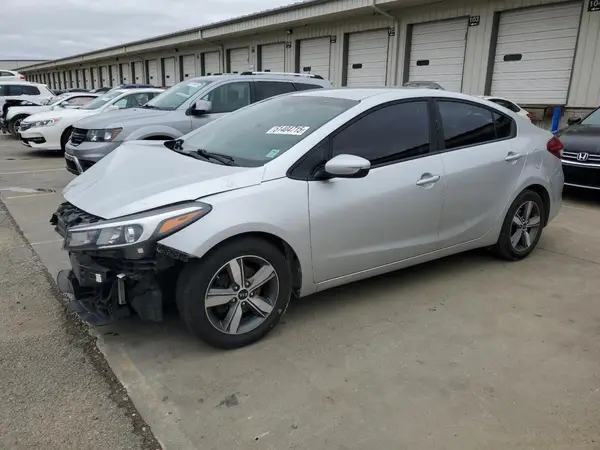 3KPFL4A75JE200630 2018 KIA FORTE - Image 1