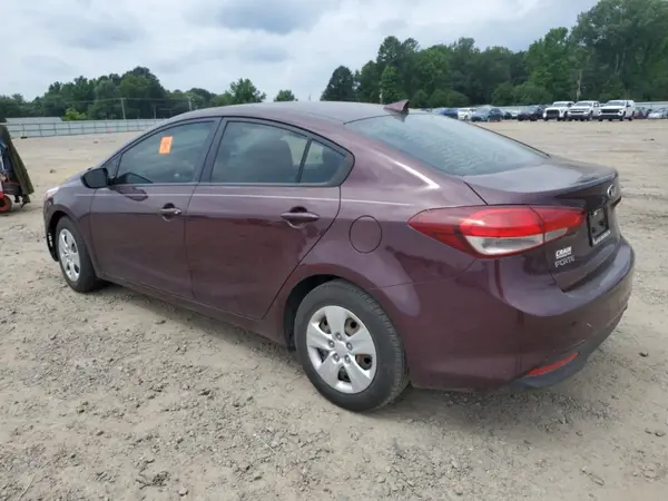 3KPFL4A75JE200806 2018 KIA FORTE - Image 2