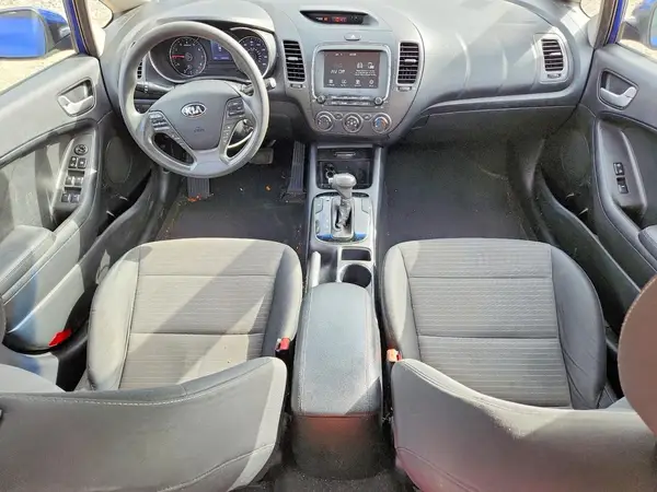 3KPFL4A75JE201471 2018 KIA FORTE - Image 8