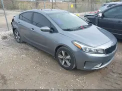 3KPFL4A75JE204600 2018 KIA FORTE