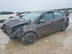 3KPFL4A75JE217377 2018 KIA FORTE