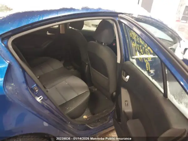 3KPFL4A75JE227746 2018 KIA FORTE - Image 8
