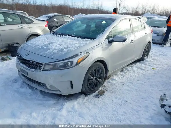 3KPFL4A76HE006988 2017 KIA FORTE - Image 2