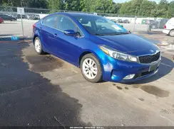 3KPFL4A76HE011351 2017 KIA FORTE