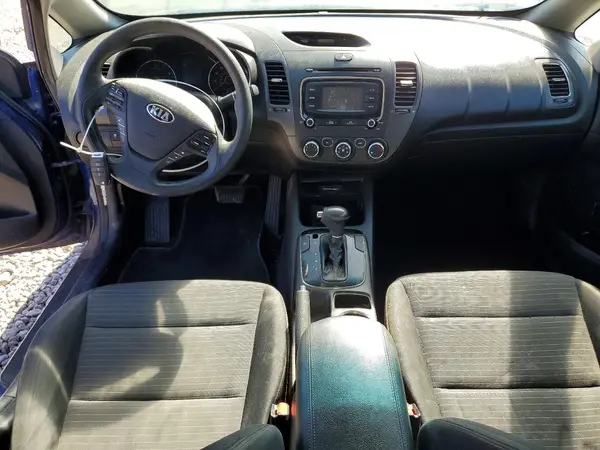 3KPFL4A76HE017456 2017 KIA FORTE - Image 8