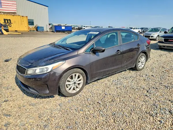 3KPFL4A76HE021538 2017 KIA FORTE - Image 1