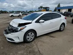 3KPFL4A76HE025590 2017 KIA FORTE