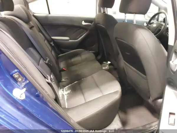 3KPFL4A76HE054006 2017 KIA FORTE - Image 8