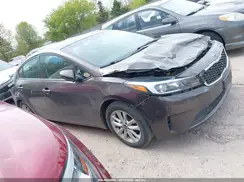 3KPFL4A76HE062705 2017 KIA FORTE