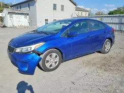 3KPFL4A76HE075096 2017 KIA FORTE