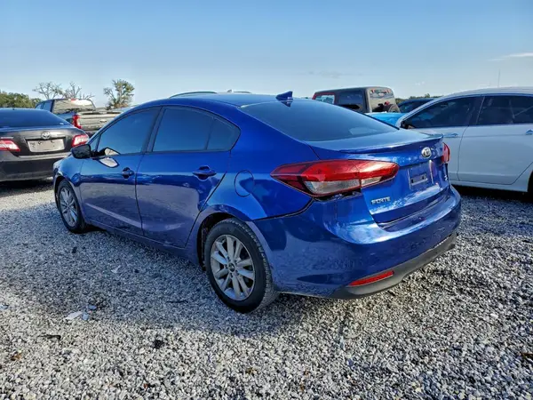 3KPFL4A76HE084106 2017 KIA FORTE - Image 2