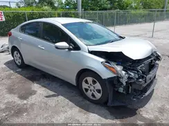 3KPFL4A76HE084977 2017 KIA FORTE
