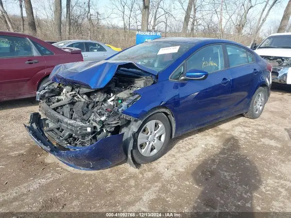 3KPFL4A76HE089113 2017 KIA FORTE - Image 2