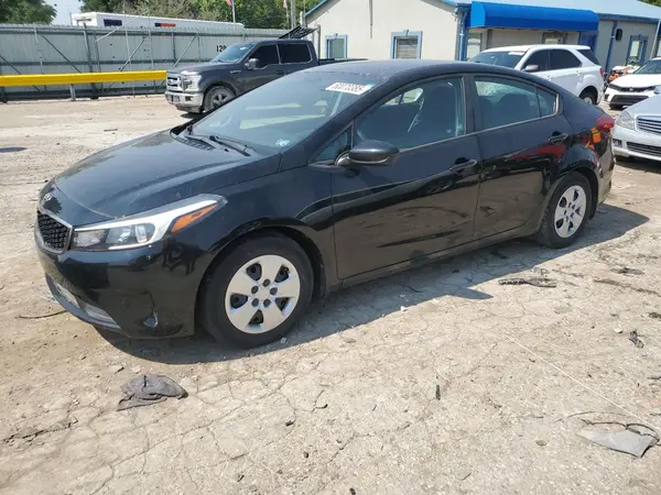 3KPFL4A76HE090133 2017 KIA FORTE - Image 1