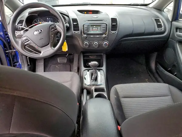 3KPFL4A76HE096854 2017 KIA FORTE - Image 8