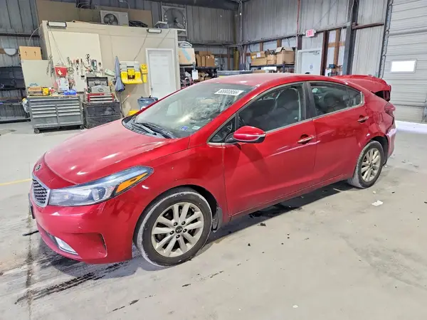 3KPFL4A76HE098460 2017 KIA FORTE - Image 1