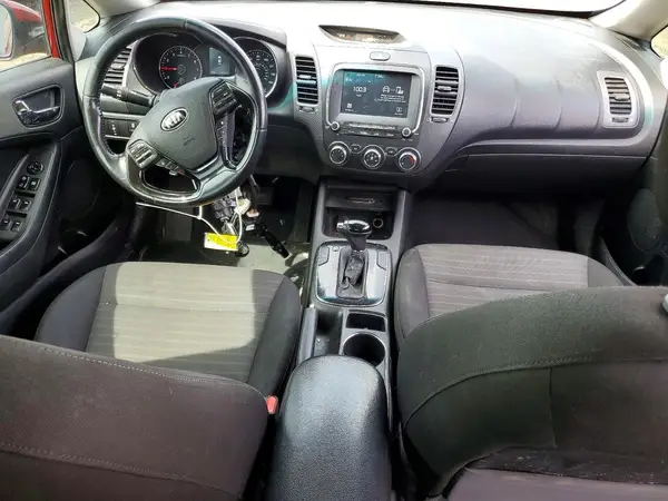 3KPFL4A76HE108517 2017 KIA FORTE - Image 8