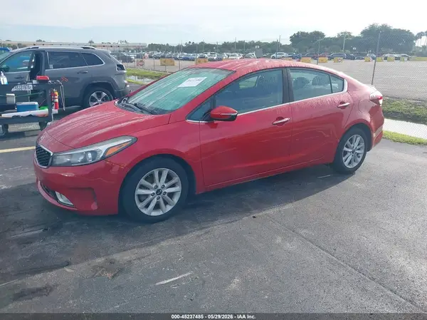 3KPFL4A76HE117167 2017 KIA FORTE - Image 2