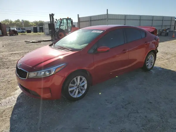 3KPFL4A76HE121249 2017 KIA FORTE - Image 1