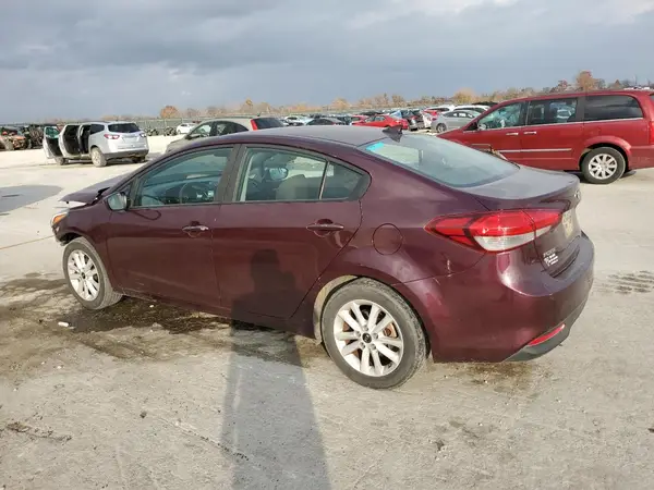 3KPFL4A76HE126158 2017 KIA FORTE - Image 2