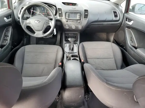 3KPFL4A76HE126158 2017 KIA FORTE - Image 8